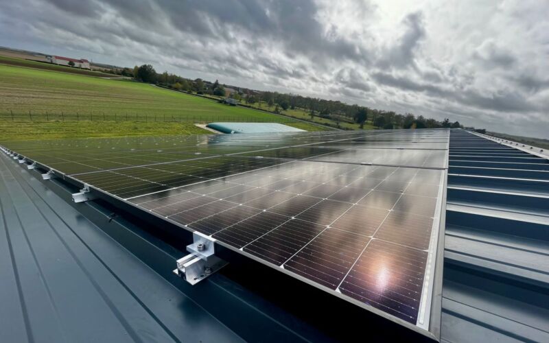 panneaux solaires bâtiment professionnel - Placier Energie