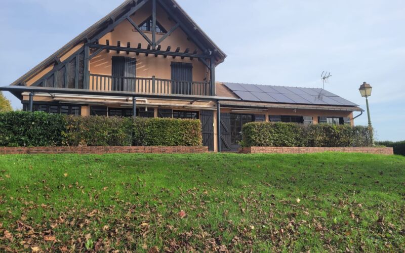 installation de panneaux solaires sur maison - Placier Energie